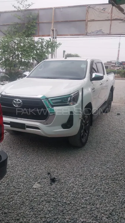 Toyota Hilux 2021 for Sale in Peshawar Image-1