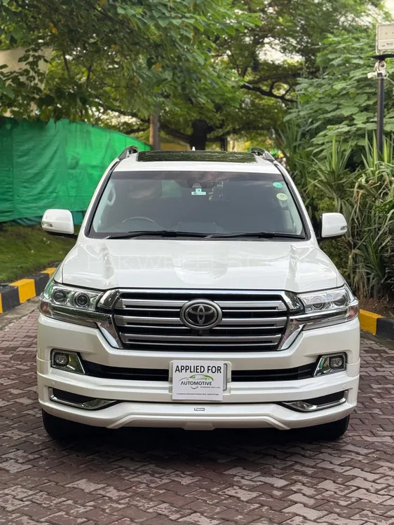 Toyota Land Cruiser 2018 for Sale in Islamabad Image-1