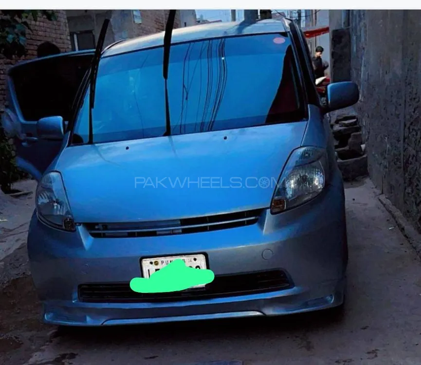 Toyota Passo 2004 for Sale in Lahore Image-1