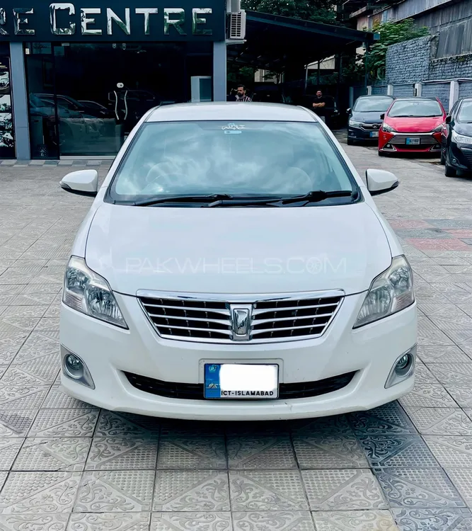 Toyota Premio 2015 for Sale in Islamabad Image-1
