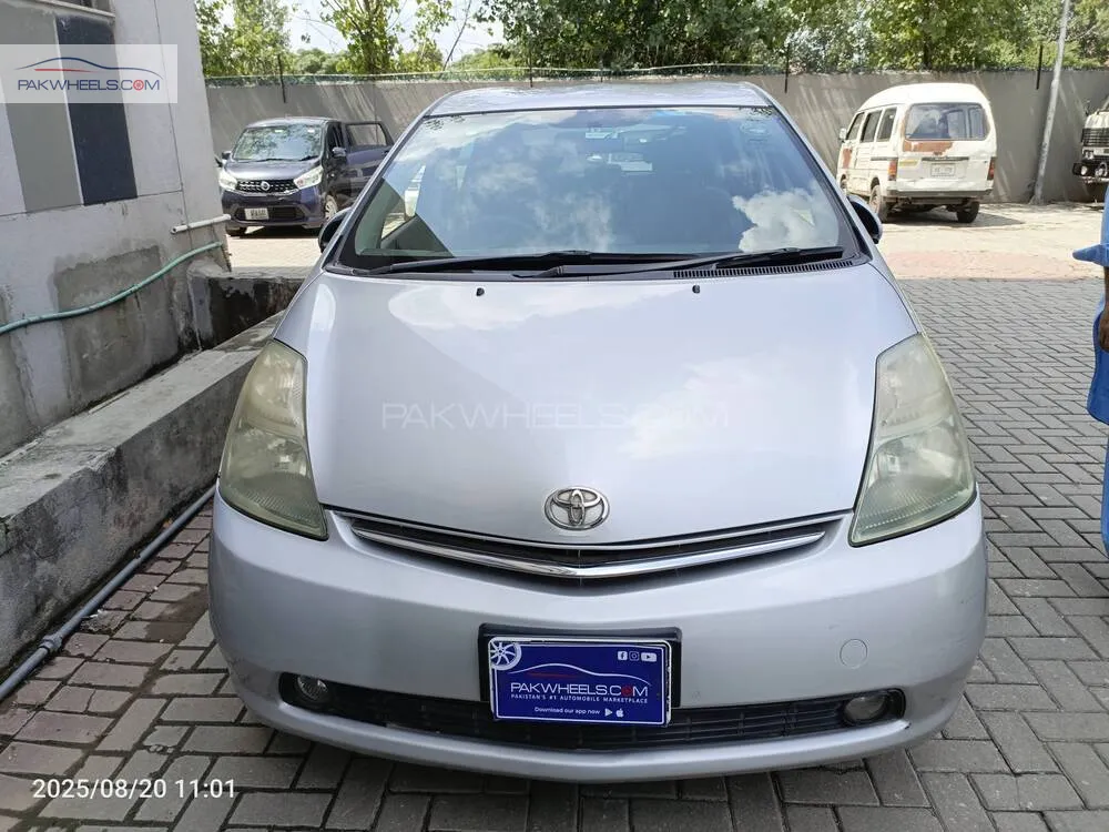 Toyota Prius 2007 for Sale in Islamabad Image-1
