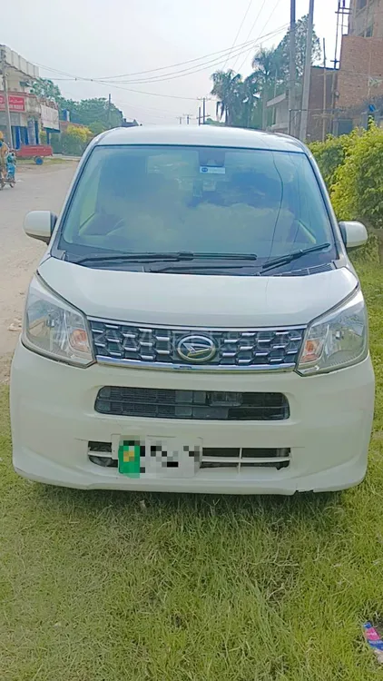 Daihatsu Move 2017 for Sale in Sialkot Image-1