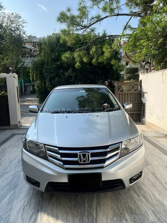Honda City 2015 for Sale in Islamabad Image-1