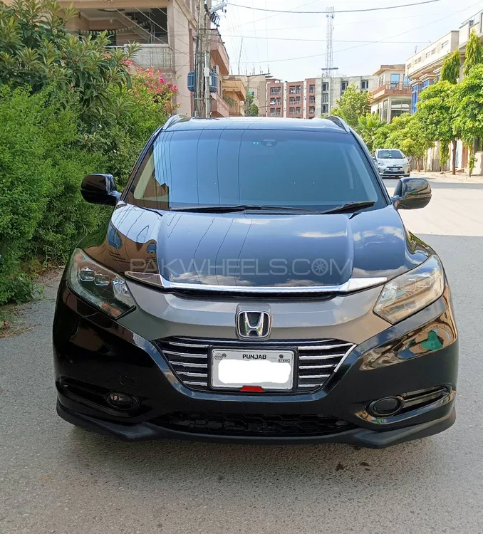 Honda Vezel 2014 for Sale in Islamabad Image-1