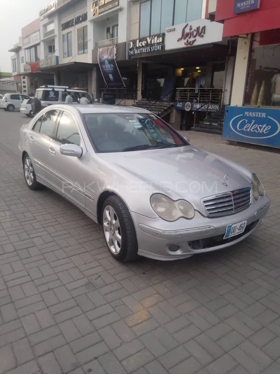 Mercedes Benz C Class 2006 for Sale in Islamabad Image-1