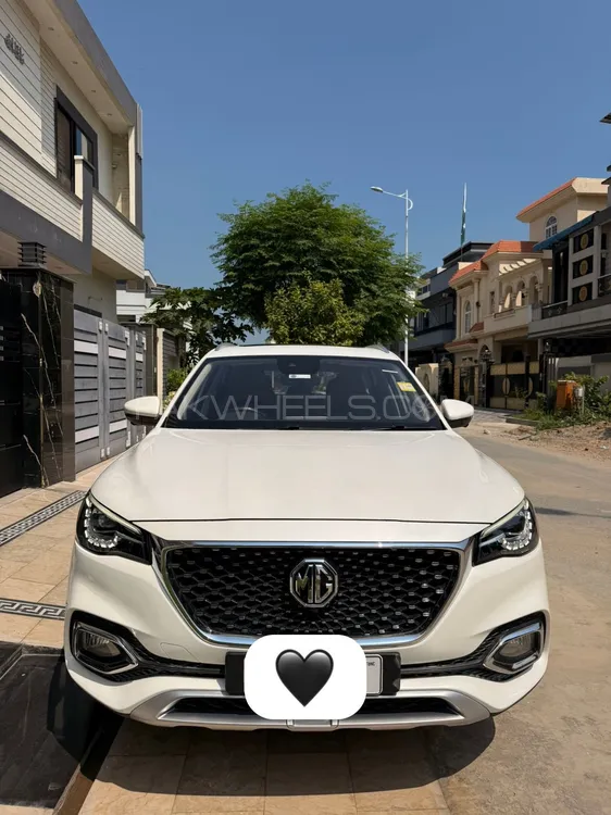 MG HS 2022 for Sale in Gujranwala Image-1