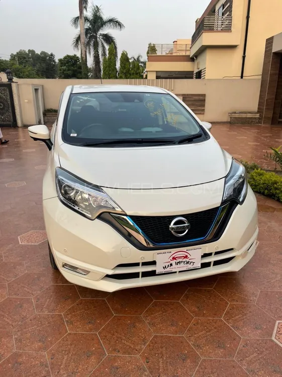 Nissan Note 2019 for Sale in Faisalabad Image-1