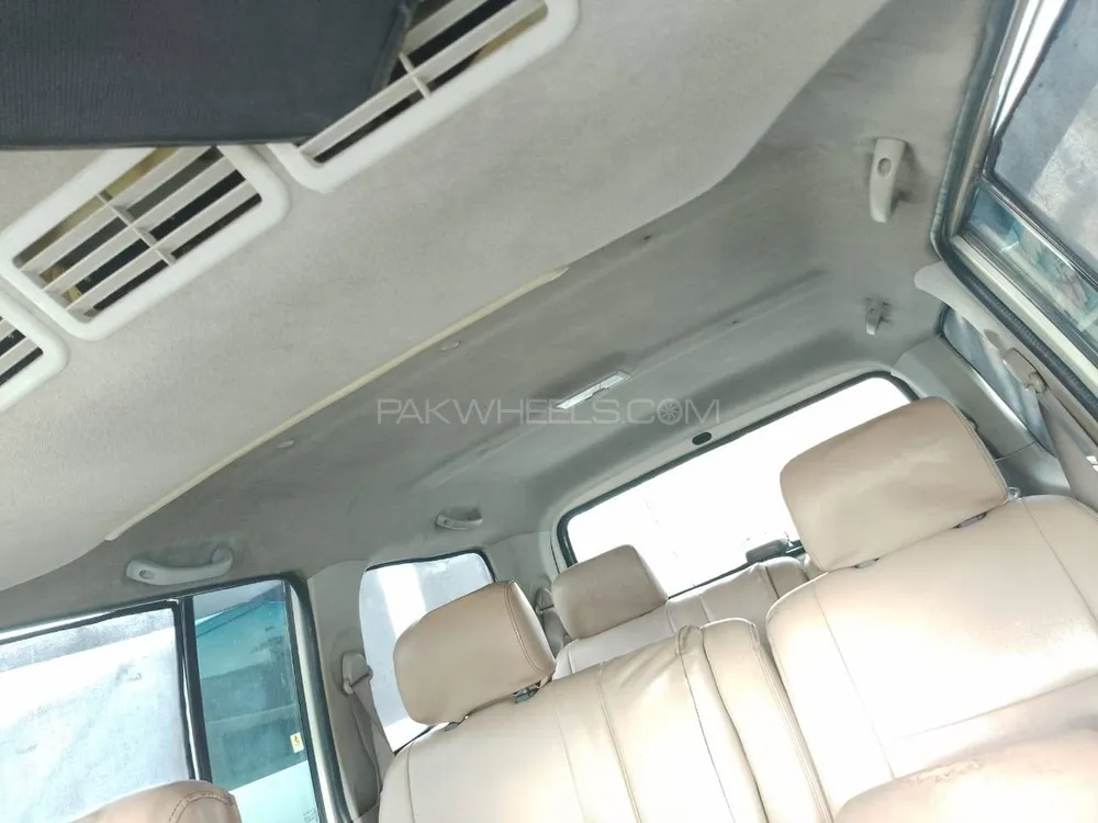Suzuki APV 2011 for Sale in Rawalpindi Suzuki APV 2011 for Sale in Rawalpindi Image-6