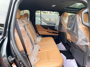 Lexus Lx 600 v6 twin turbo 
Model: 2022
Mileage: 7,700 km
Unregistered 
Fresh Import 2025 

Luxury variant:
*Finger print start button 
*Color heads up display
*Okudake (Wireless) charger 
*Back auto door 
*Rear view camera
*Under view camera 
*Rear entertainment 
*Mark levinson 3D sound system 
*Front & rear ventilated seats 
*Heating/Cooling seats
*Sunroof
*Radar
*7 seater

Calling and Visiting Hours

Monday to Saturday

11:00 AM to 7:00 PM