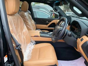 Lexus Lx 600 v6 twin turbo 
Model: 2022
Mileage: 7,700 km
Unregistered 
Fresh Import 2025 

Luxury variant:
*Finger print start button 
*Color heads up display
*Okudake (Wireless) charger 
*Back auto door 
*Rear view camera
*Under view camera 
*Rear entertainment 
*Mark levinson 3D sound system 
*Front & rear ventilated seats 
*Heating/Cooling seats
*Sunroof
*Radar
*7 seater

Calling and Visiting Hours

Monday to Saturday

11:00 AM to 7:00 PM