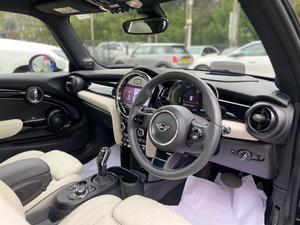 Mini Cooper S LEVEL 3
Model: 2022
Mileage: 9,000 miles
Unregistered 
Fresh Import 

*Panoramic Sunroof
*8.8in Touchscreen with LED Ring
*Apple Carplay
*LED Headlights with Closed Ring as Daytime Driving Lights
*Navigation Plus Pack
*Parking Assistant
*Rear View Camera
*AC-DC Charging 
*Two Zone Climate Control
*Ambient Lighting
*Driving Assistant Pack
*Dynamic Stability Control - DSC
*Interior Trim - Piano Black
*Heated & ventilated Seats

Calling and Visiting Hours

Monday to Saturday 

11:00 AM to 7:00 PM