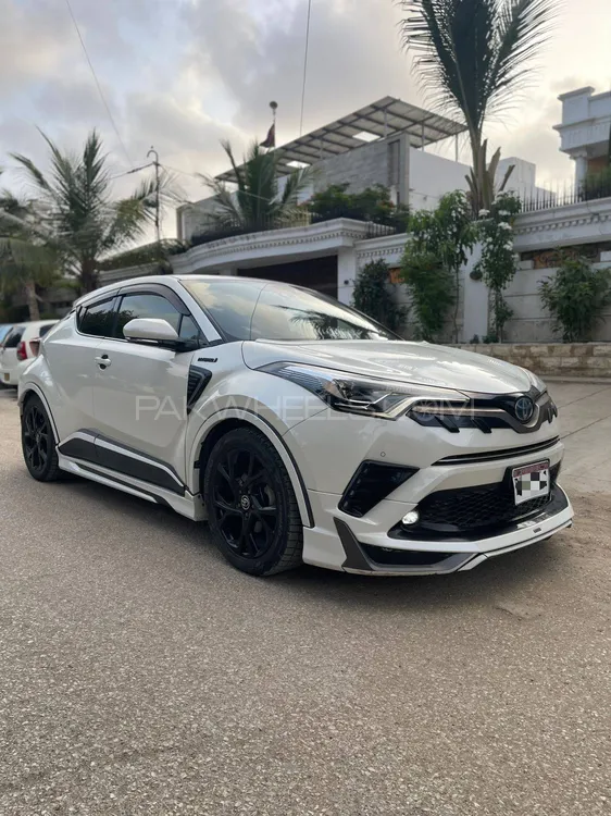 Toyota C-HR 2019 for Sale in Karachi Image-1