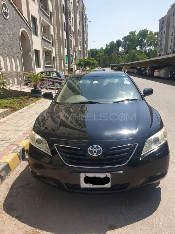 Toyota Camry 2008 for Sale in Islamabad Image-1