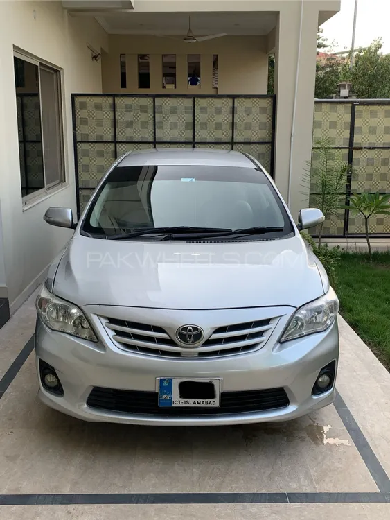 Toyota Corolla 2011 for Sale in Islamabad Image-1