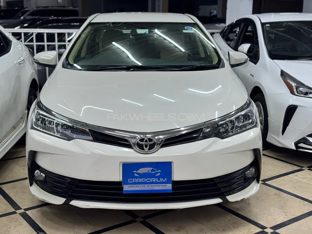 Toyota Corolla 2018 for Sale in Peshawar Image-1