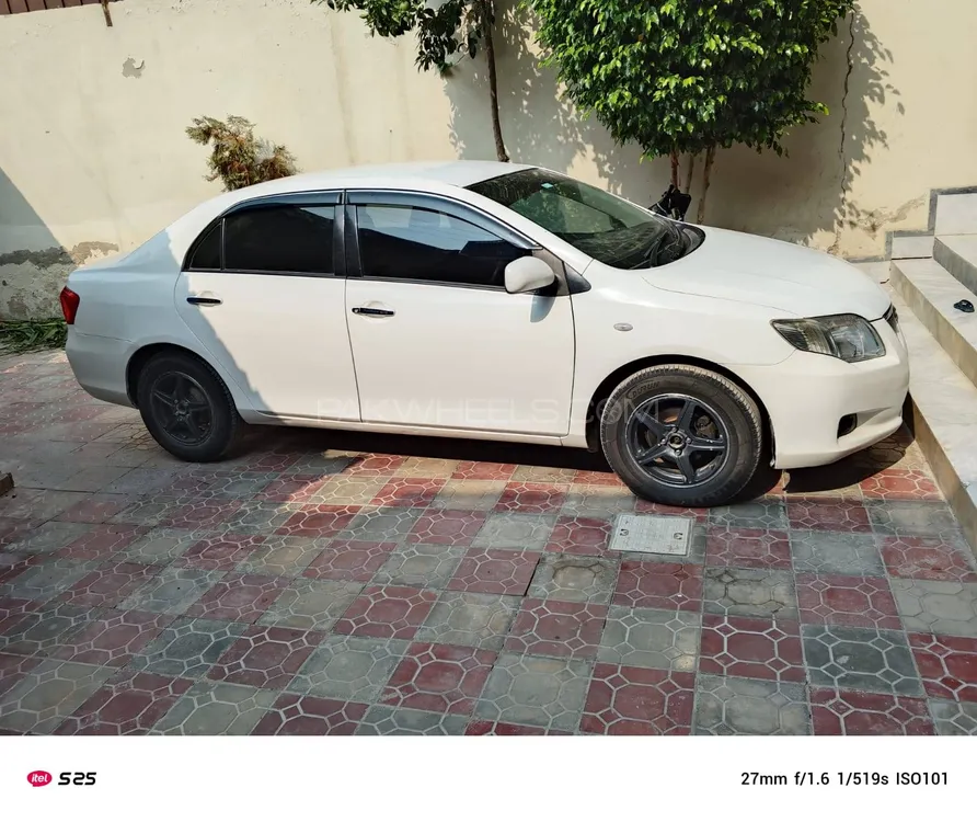 Toyota Corolla Axio 2007 for Sale in Peshawar Image-1
