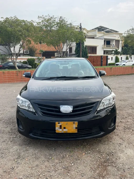 Toyota Corolla 2012 for Sale in Karachi Image-1