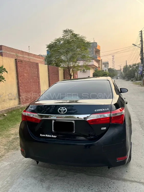 Toyota Corolla 2016 for Sale in Lahore Image-1