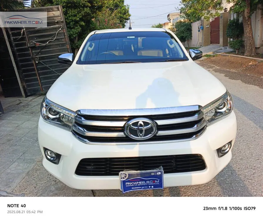 ٹویوٹا ہائیلکس 2020 for Sale in پشاور Image-1