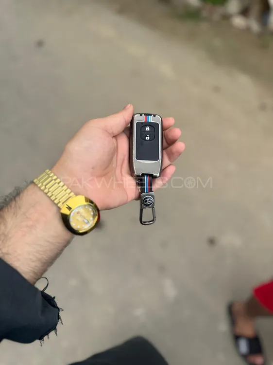 Toyota Prius 2010 for Sale in Lahore Image-1
