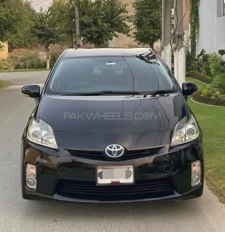 Toyota Prius 2010 for Sale in Lahore Image-1