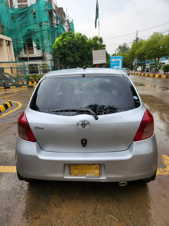 Toyota Vitz 2007 for Sale in Karachi Image-1