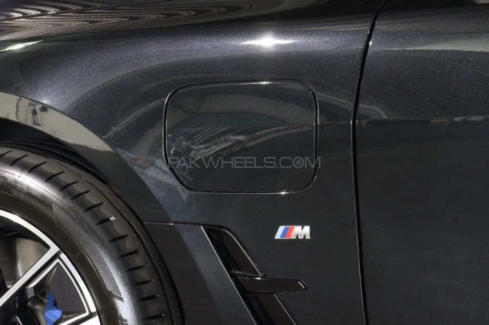 BMW i4 2023 for Sale in Lahore BMW i4 2023 for Sale in Lahore Image-12