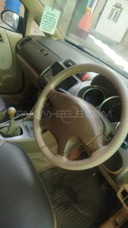 Honda City 2004 for Sale in Faisalabad Image-1