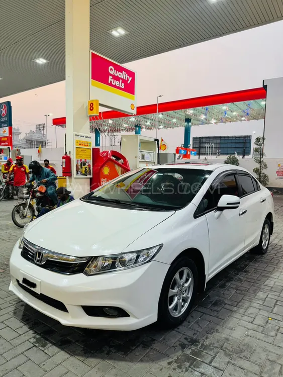 Honda Civic 2015 for Sale in Lahore Image-1