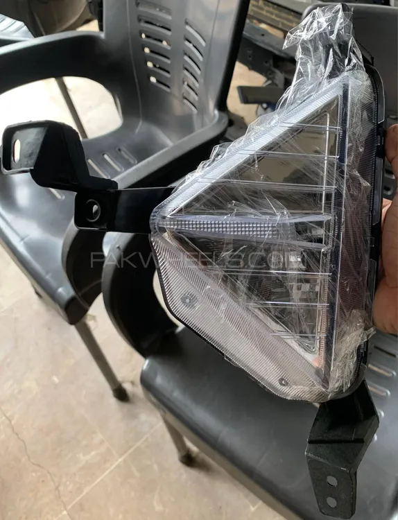 Hyundai elantra fog light Image-1