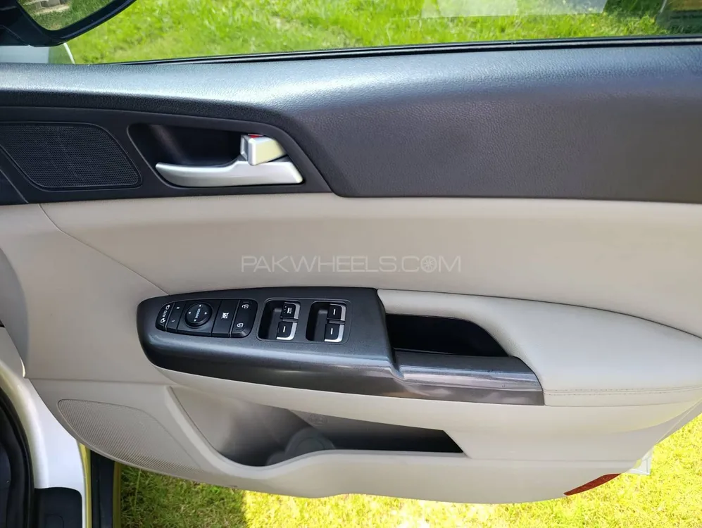 KIA Sportage 2019 for Sale in Islamabad KIA Sportage 2019 for Sale in Islamabad Image-10