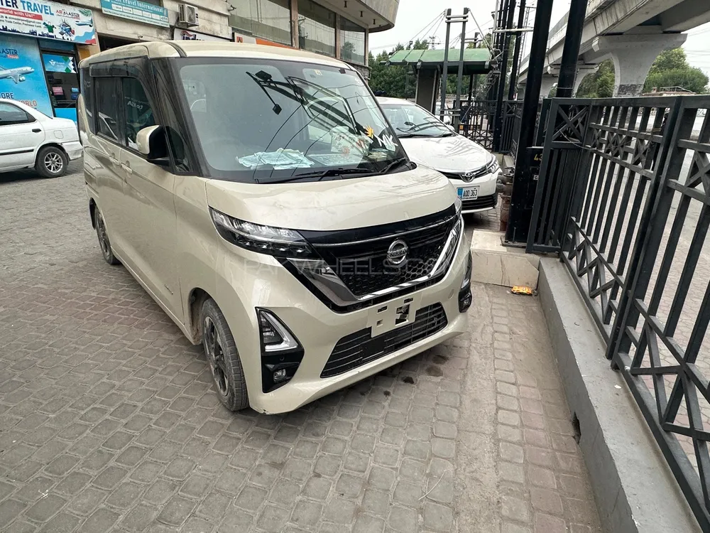 Nissan Roox 2020 for Sale in Peshawar Image-1