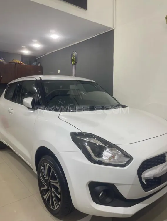 Suzuki Swift 2025 for Sale in Karachi Image-1