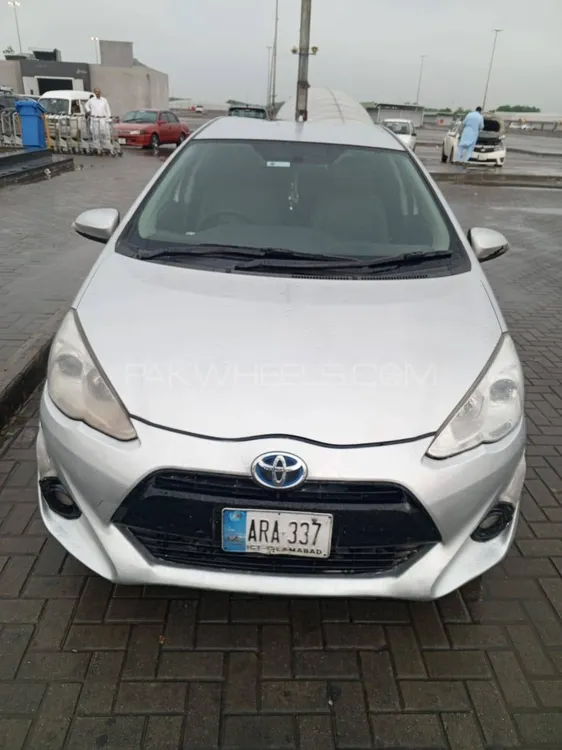 Toyota Aqua 2015 for Sale in Gujranwala Image-1