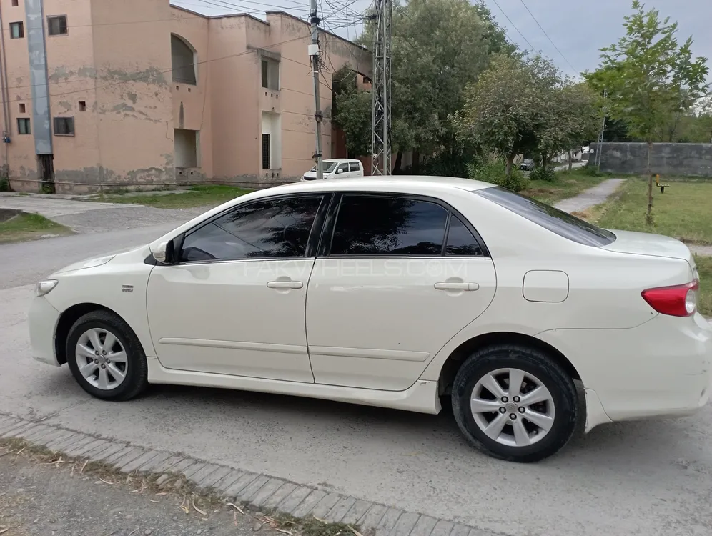 Toyota Corolla 2011 for Sale in Islamabad Image-1