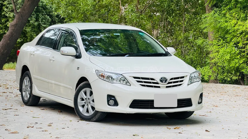 Toyota Corolla 2012 for Sale in Faisalabad Image-1