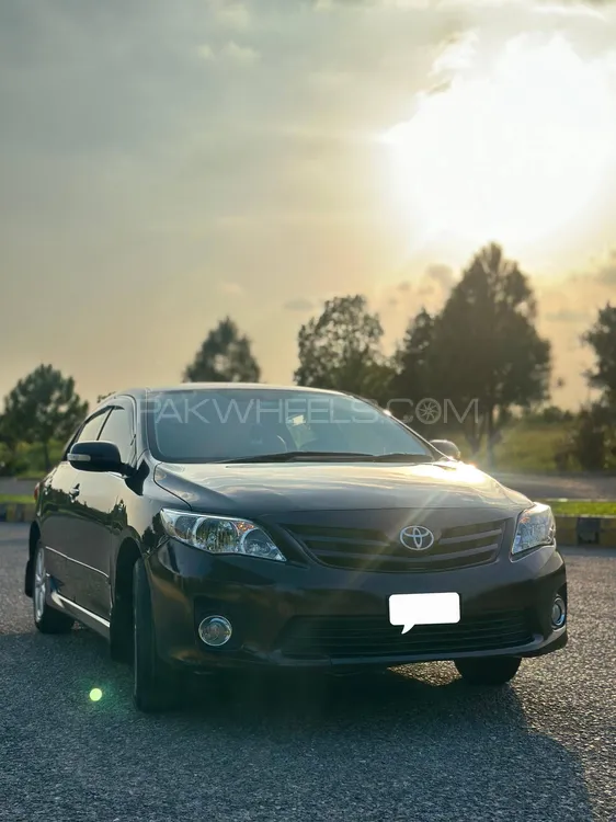 Toyota Corolla 2013 for Sale in Islamabad Image-1