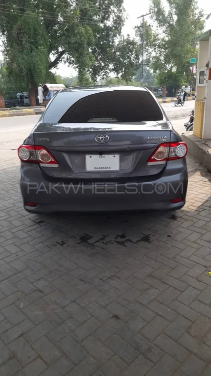 Toyota Corolla 2013 for Sale in Kohat Image-1