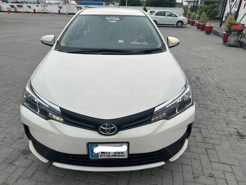 Toyota Corolla 2018 for Sale in Islamabad Image-1