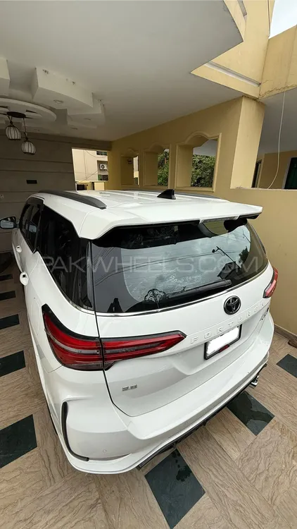 Toyota Fortuner 2025 for Sale in Sialkot Image-1