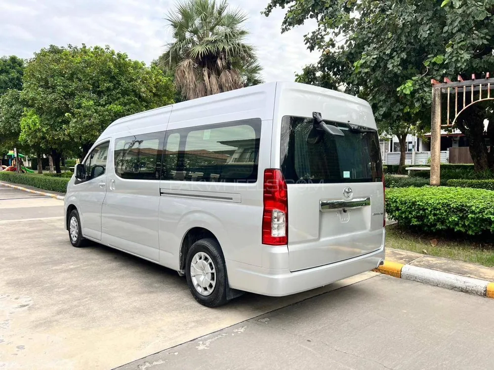 Toyota Hiace 2019 for Sale in Karachi Toyota Hiace 2019 for Sale in Karachi Image-18