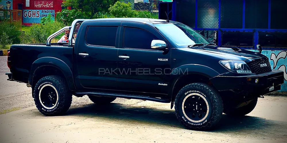 Toyota Hilux 2009 for Sale in Rawalpindi Image-1