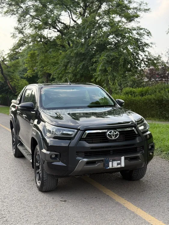 Toyota Hilux 2023 for Sale in Islamabad Image-1