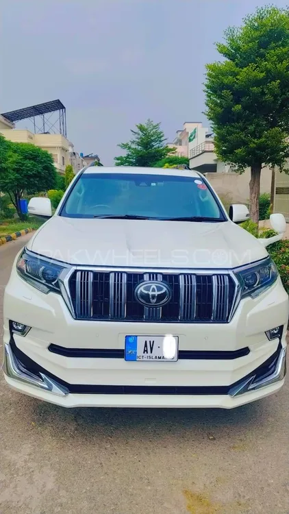 Toyota Prado 2018 for Sale in Sargodha Image-1