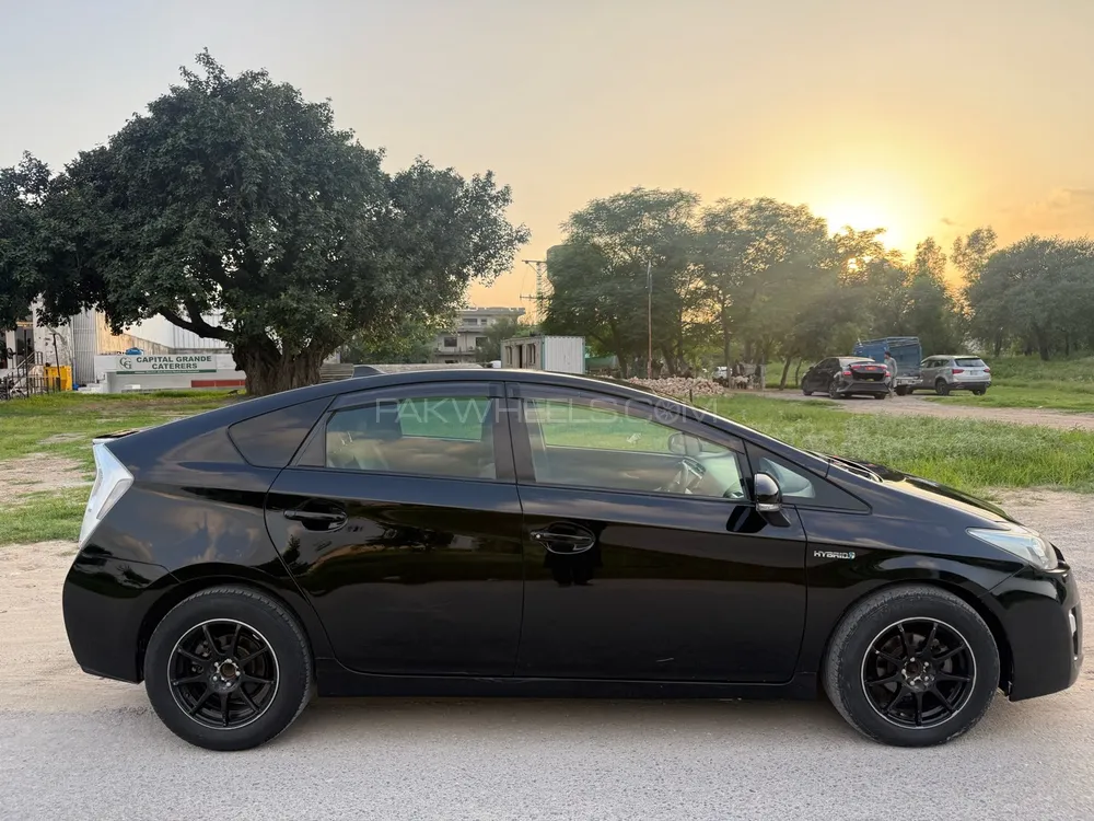 Toyota Prius 2010 for Sale in Islamabad Toyota Prius 2010 for Sale in Islamabad Image-5