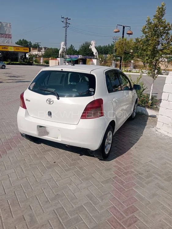 Toyota Vitz 2006 for Sale in Charsadda Image-1