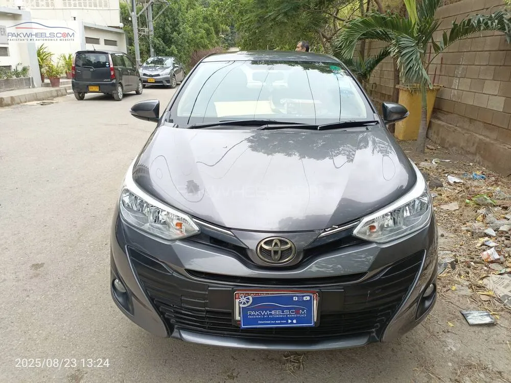 Toyota Yaris Sedan 2021 for Sale in Karachi Image-1
