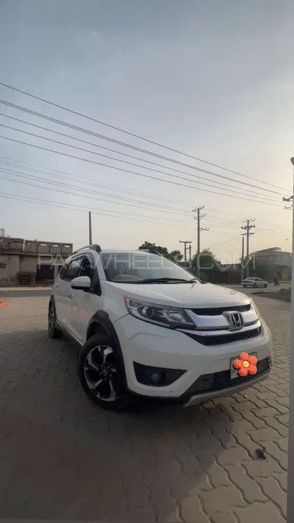 Honda BR-V 2017 for Sale in Gojra Image-1