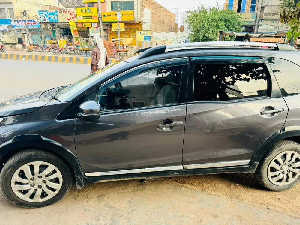 Honda BR-V 2017 for Sale in Mian Channu Image-1