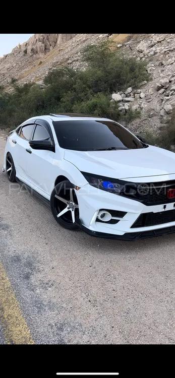 Honda Civic 2018 for Sale in Hyderabad Image-1